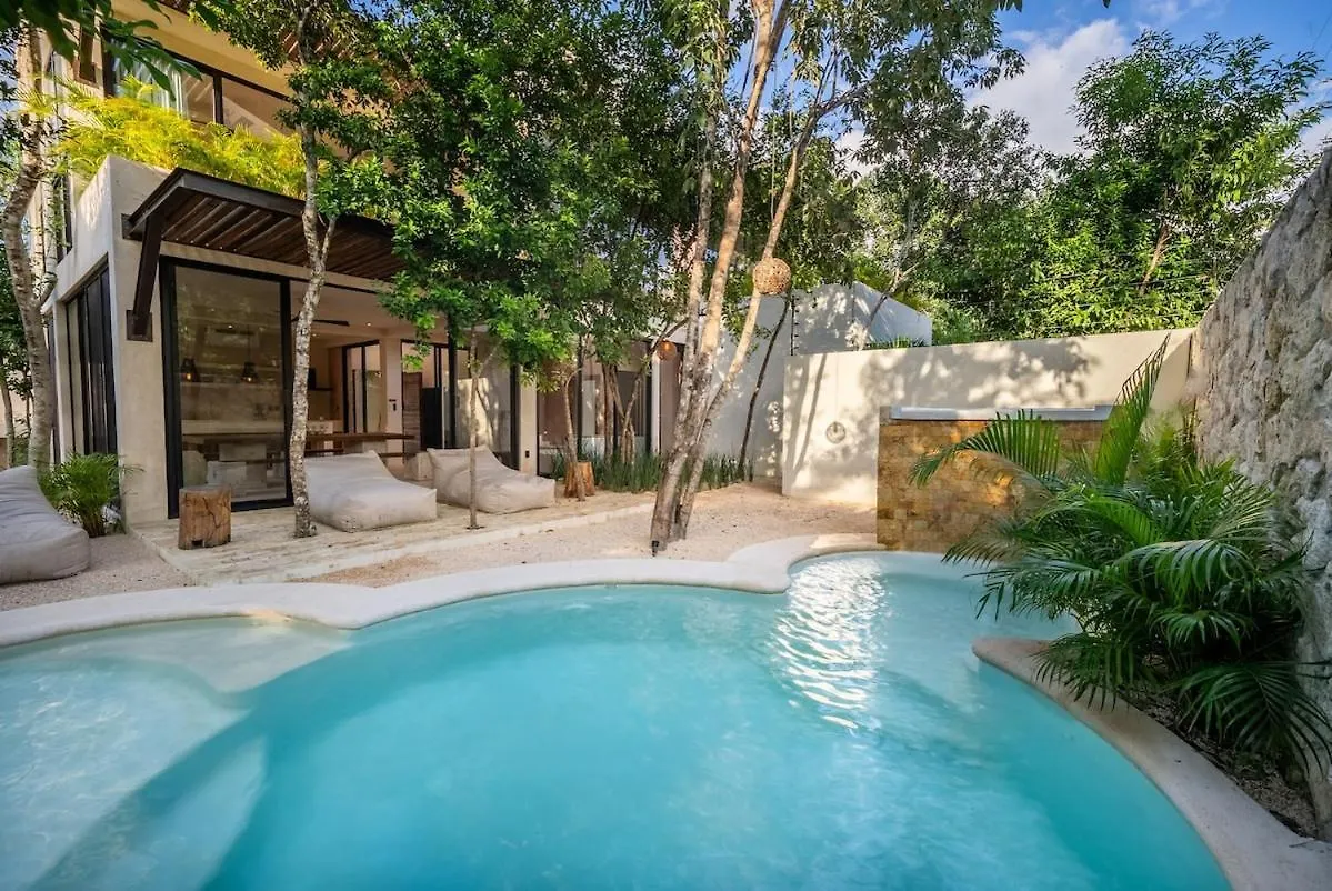 Villa El Canto, Luxury 7 Bed Jungle Villa Rooftop View Tulum