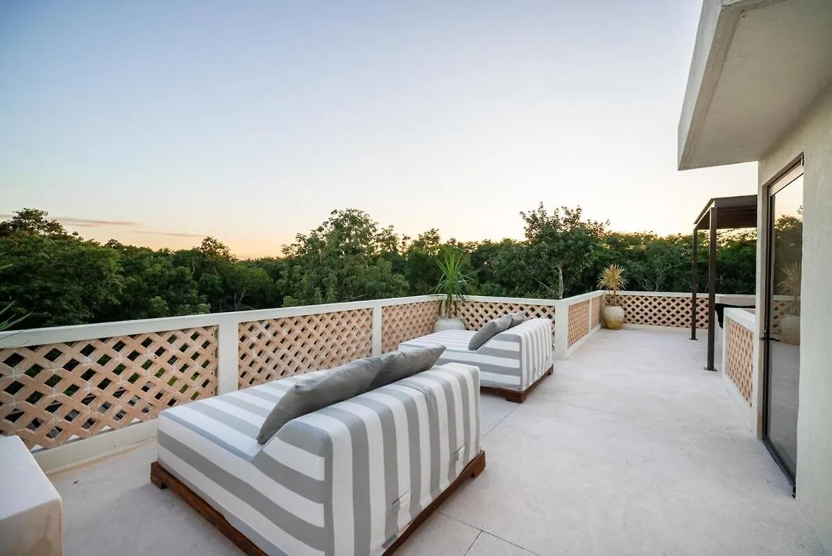 Villa El Canto, Luxury 7 Bed Jungle Villa Rooftop View Tulum